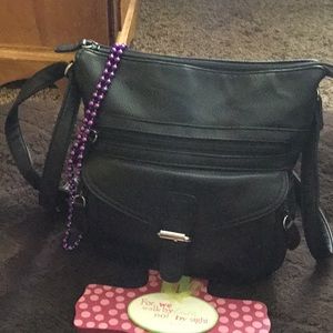 Organization? You’ve found it! 8 pockets in one✨